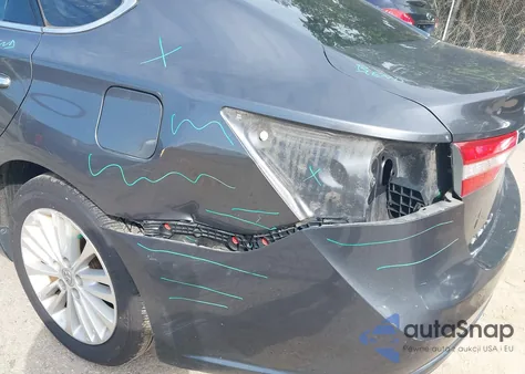 2013 Toyota Avalon Hybrid Xle Touring from USA, damaged, VIN 4T1BD1EB1DU016697